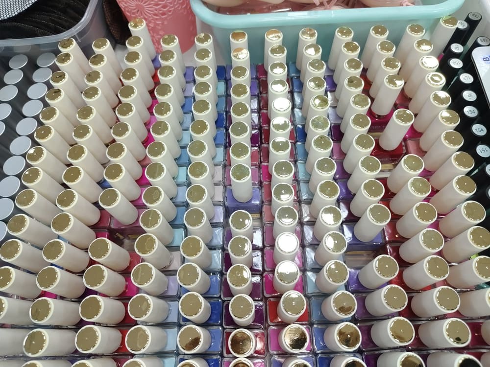 Esmalte Comun / Linda You vista 2
