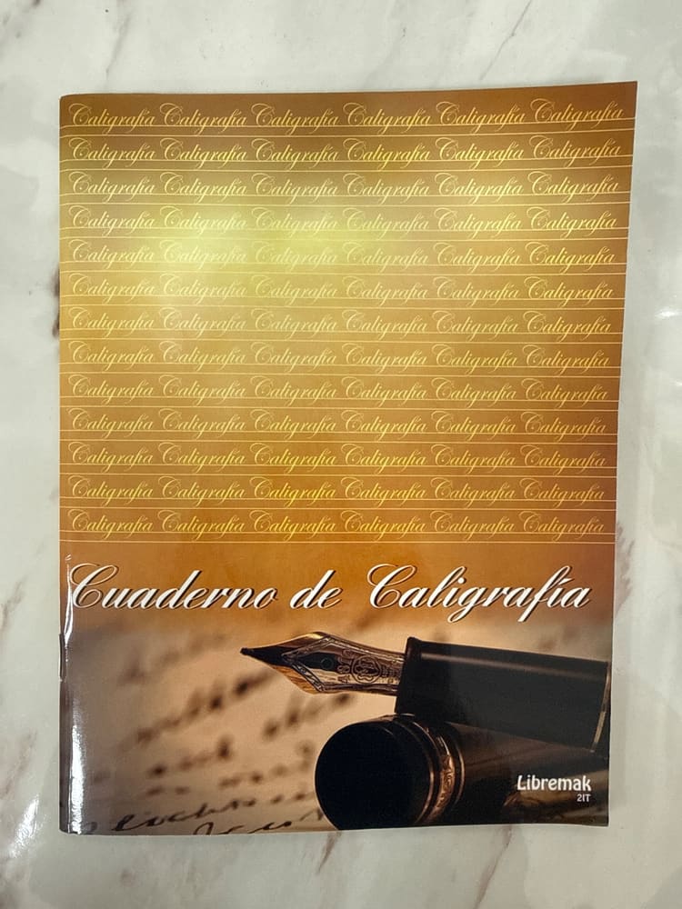 Cuaderno de caligrafía